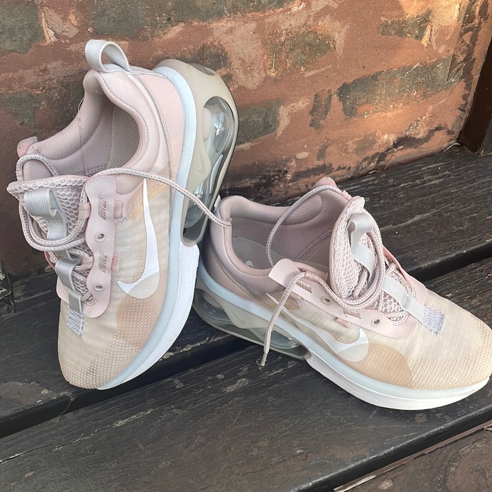 Nike Air Max 2021